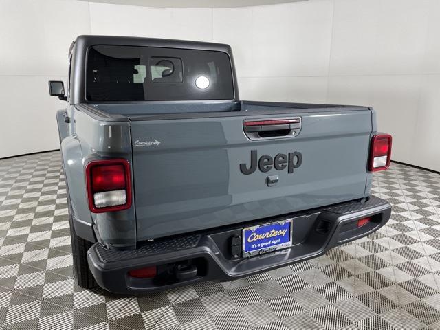 new 2024 Jeep Gladiator car, priced at $43,760