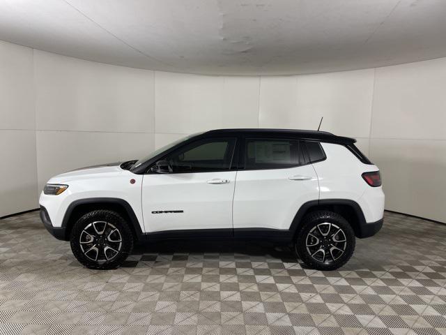 new 2025 Jeep Compass car, priced at $36,965