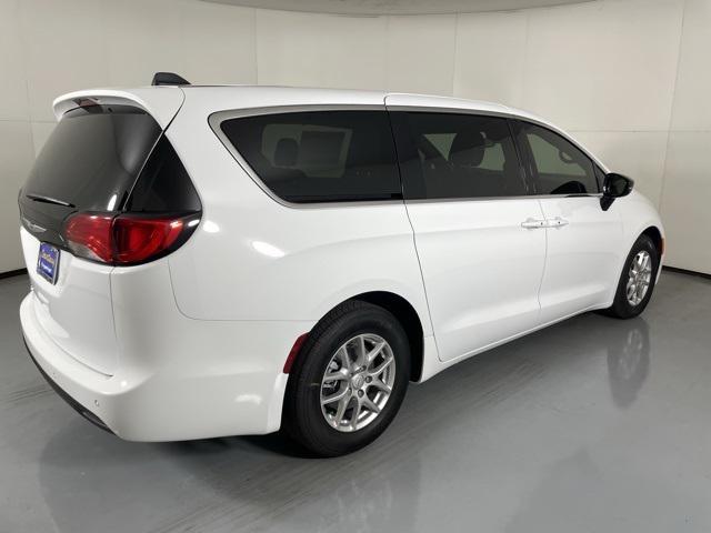 new 2025 Chrysler Voyager car, priced at $34,711