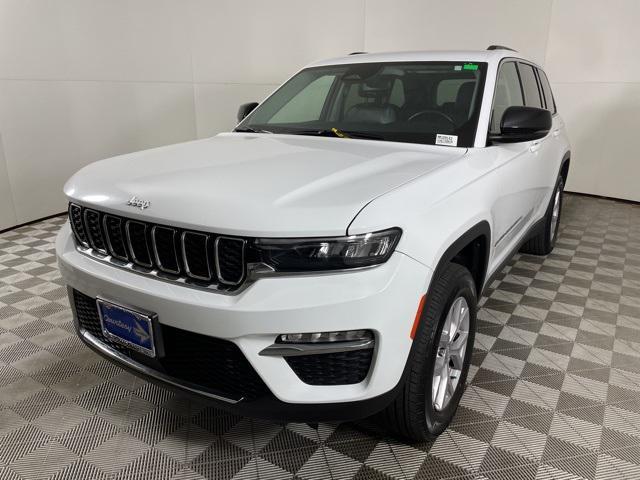 used 2022 Jeep Grand Cherokee car, priced at $29,000