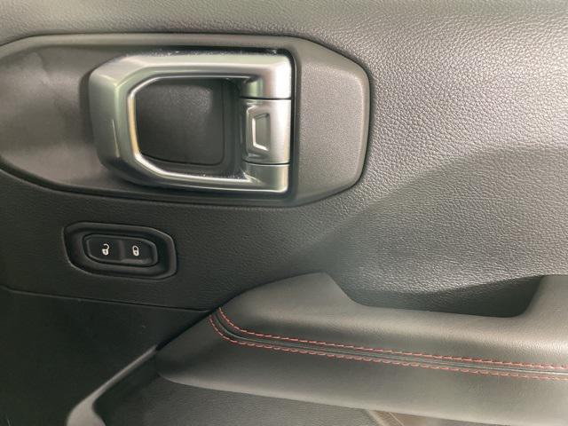 new 2025 Jeep Wrangler car, priced at $60,900