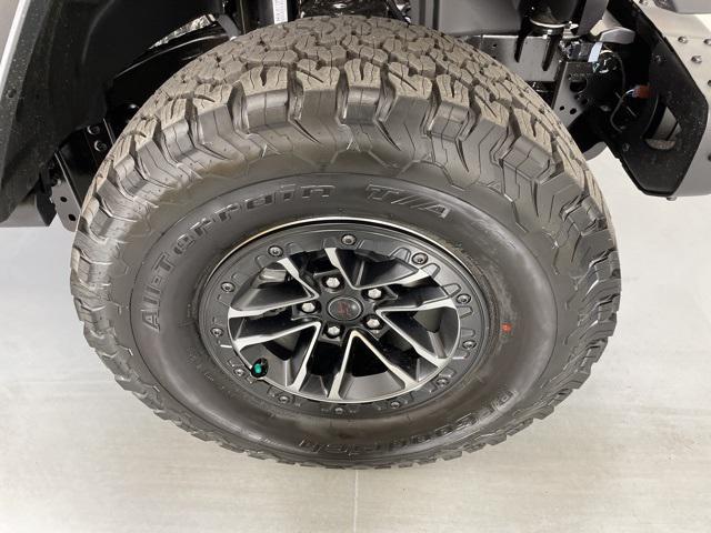 new 2025 Jeep Wrangler car, priced at $60,900