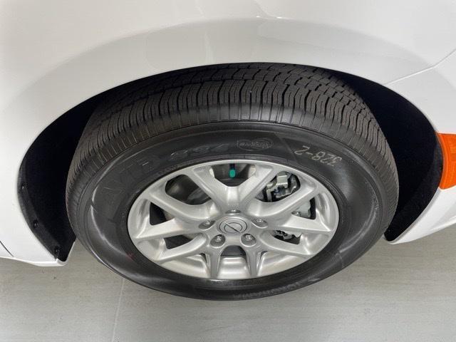 new 2026 Chrysler Pacifica car, priced at $34,655