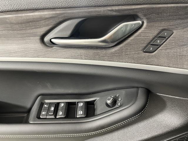 new 2025 Jeep Grand Cherokee car, priced at $42,900