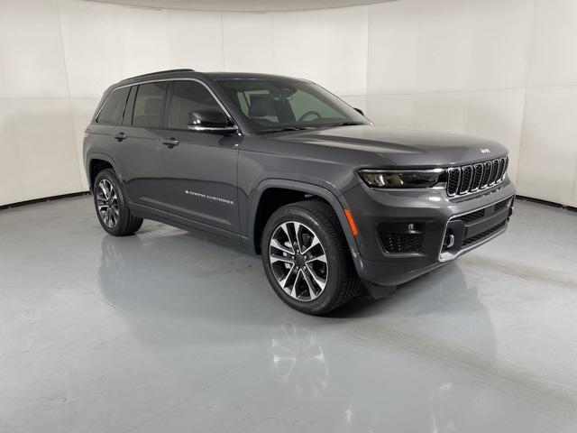 new 2025 Jeep Grand Cherokee car, priced at $57,900