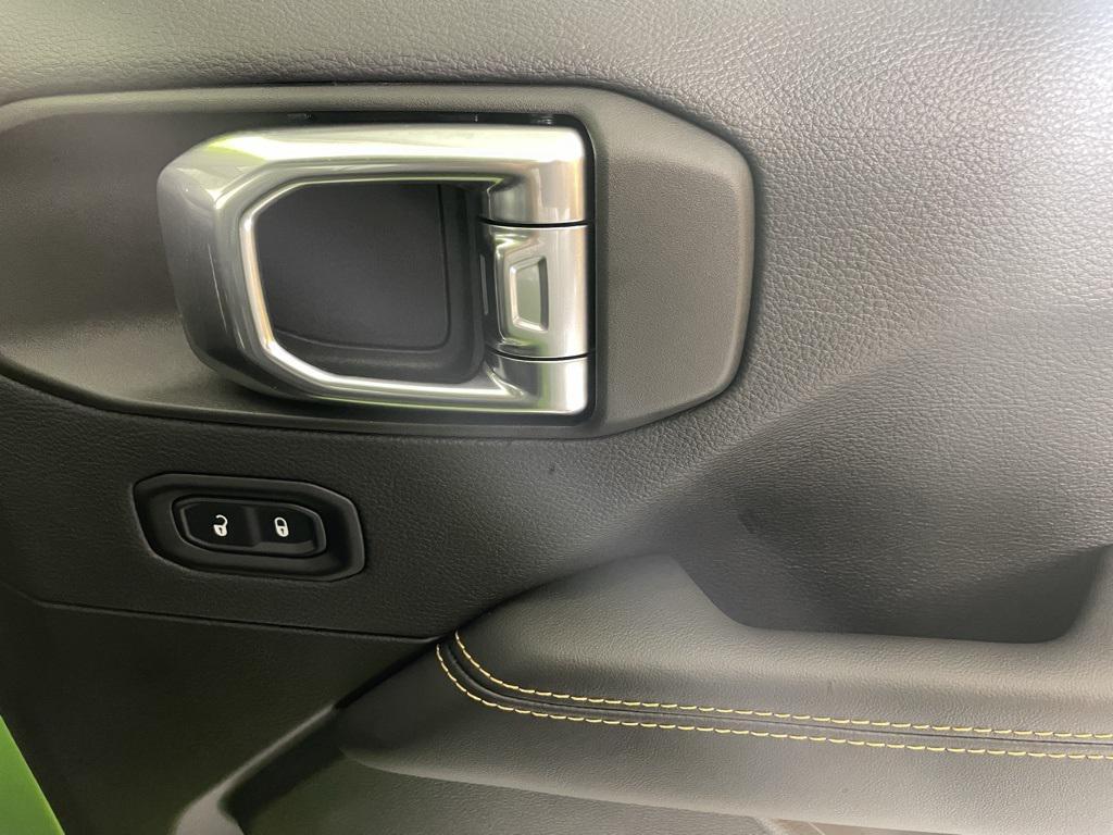 new 2025 Jeep Wrangler car, priced at $102,980