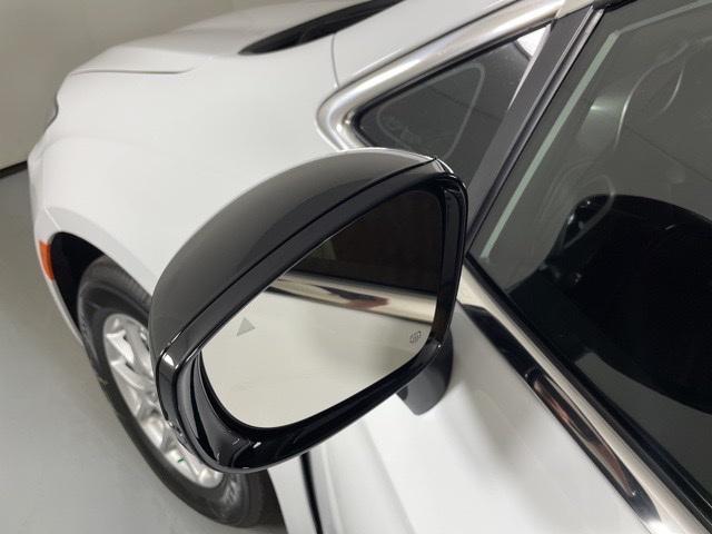 new 2026 Chrysler Pacifica car, priced at $34,655