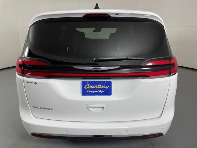 new 2026 Chrysler Pacifica car, priced at $34,655