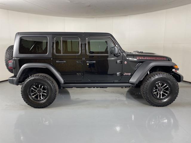 new 2025 Jeep Wrangler car, priced at $59,900