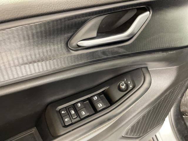 used 2023 Jeep Grand Cherokee L car, priced at $28,000