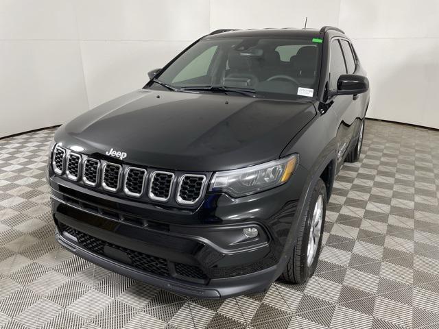 new 2025 Jeep Compass car, priced at $29,999