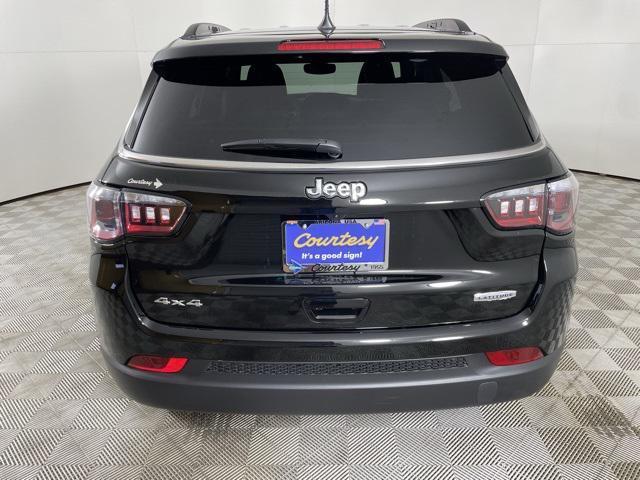 new 2025 Jeep Compass car, priced at $29,999