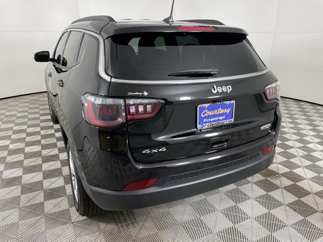 new 2025 Jeep Compass car, priced at $29,999