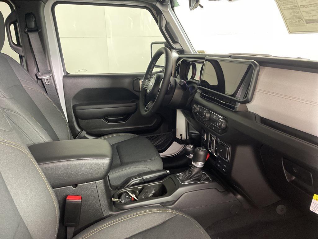 new 2025 Jeep Wrangler car, priced at $44,400