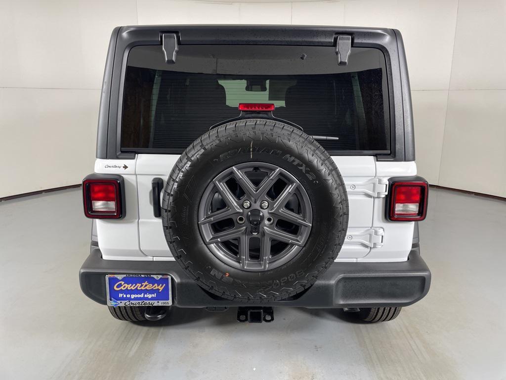 new 2025 Jeep Wrangler car, priced at $44,400