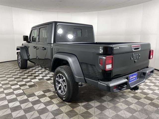 new 2025 Jeep Gladiator car, priced at $42,900