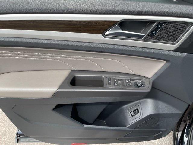 used 2022 Volkswagen Atlas car, priced at $24,900