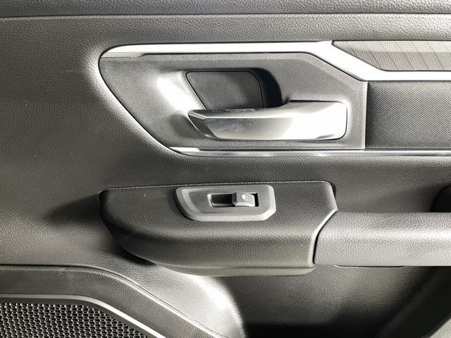 new 2025 Ram 1500 car, priced at $42,627