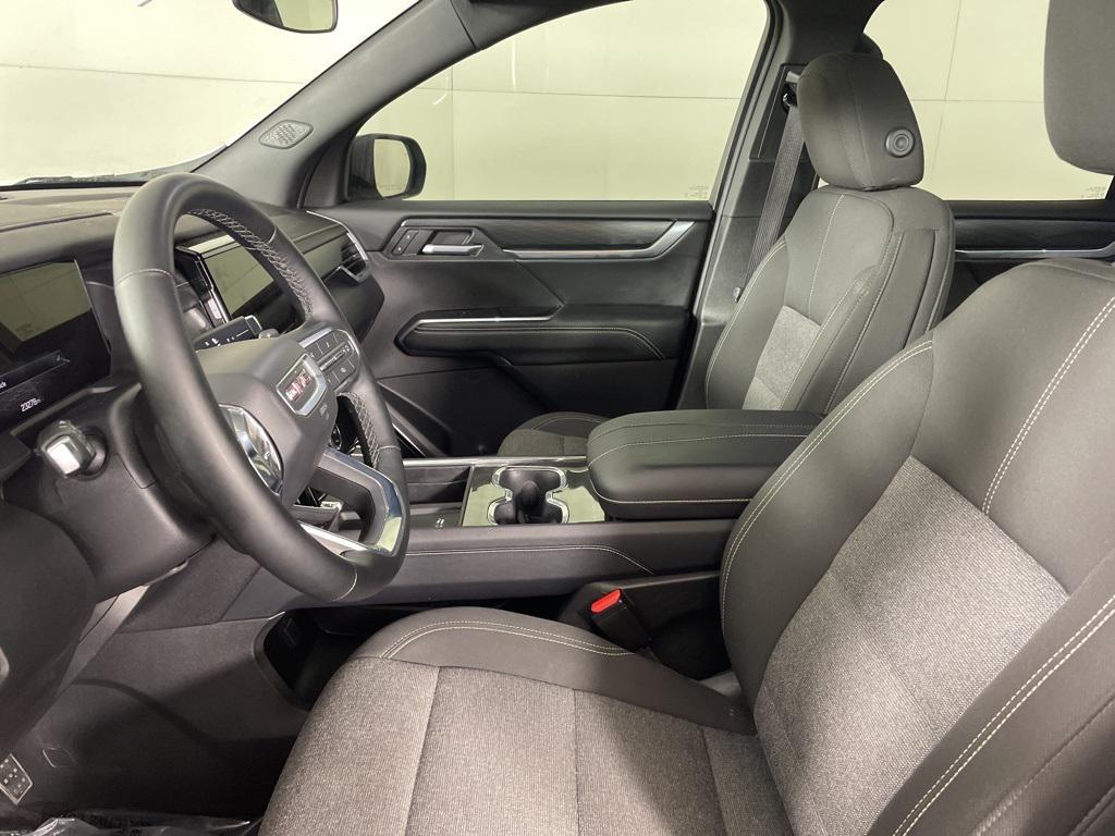 used 2025 GMC Acadia car, priced at $32,300