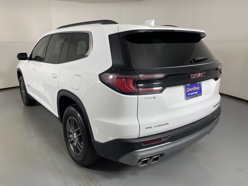 used 2025 GMC Acadia car, priced at $32,300
