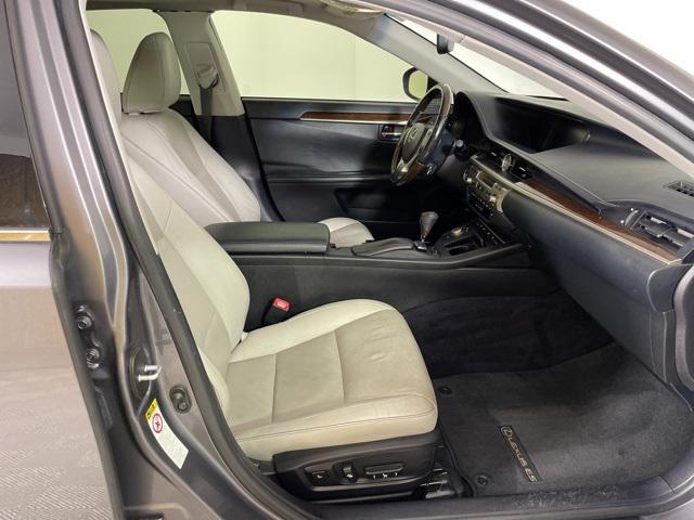 used 2015 Lexus ES 350 car, priced at $18,900