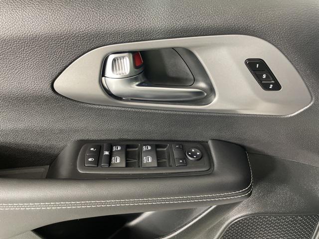 new 2026 Chrysler Pacifica car, priced at $42,980