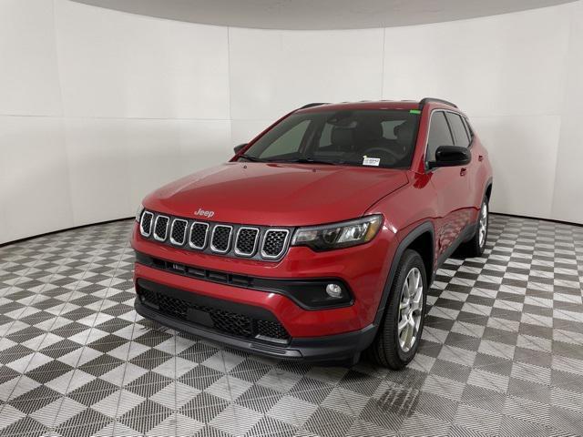 new 2023 Jeep Compass car, priced at $29,900