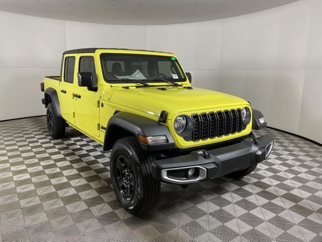 new 2024 Jeep Gladiator car, priced at $41,611
