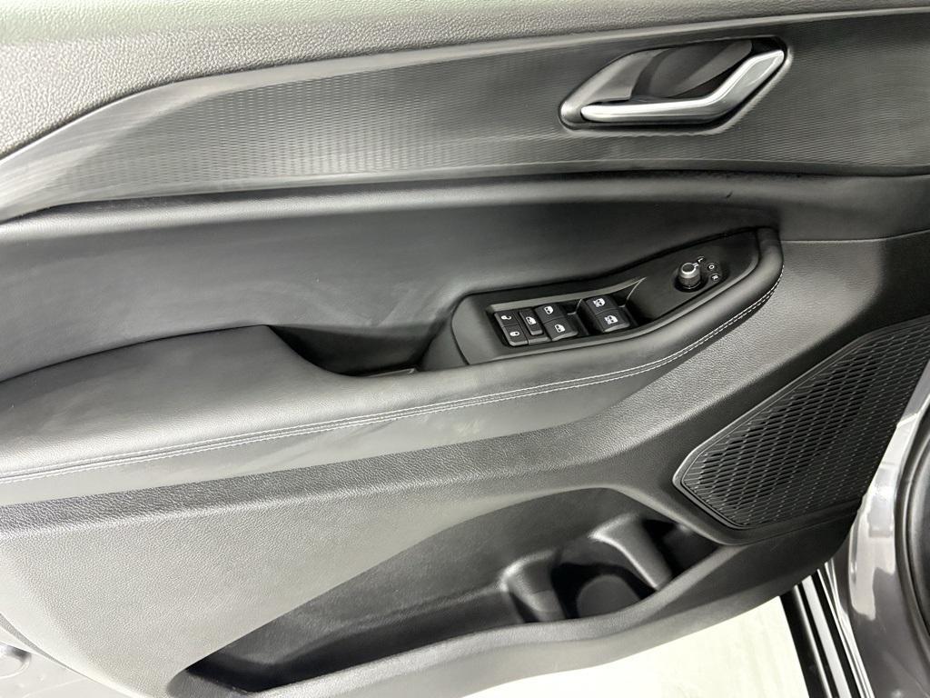 new 2025 Jeep Grand Cherokee L car, priced at $38,900