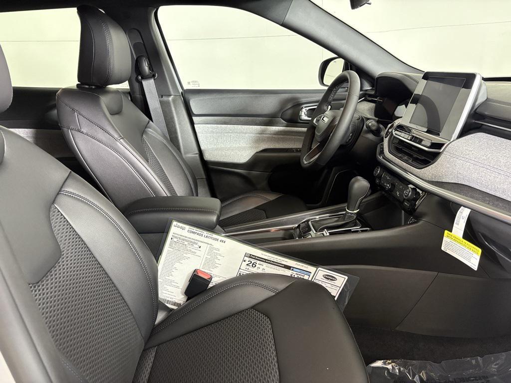new 2026 Jeep Compass car, priced at $28,900