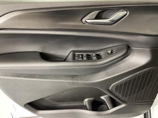 new 2025 Jeep Grand Cherokee car, priced at $39,900