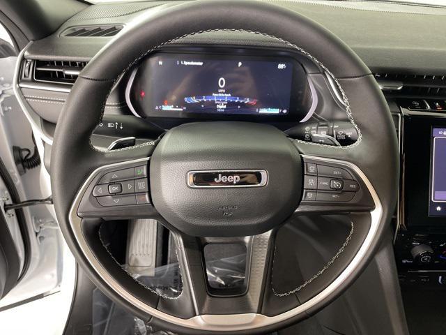 new 2025 Jeep Grand Cherokee car, priced at $39,900