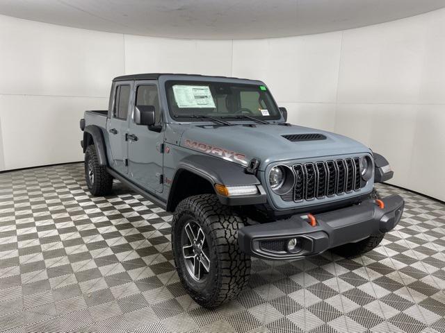 new 2024 Jeep Gladiator car, priced at $55,999