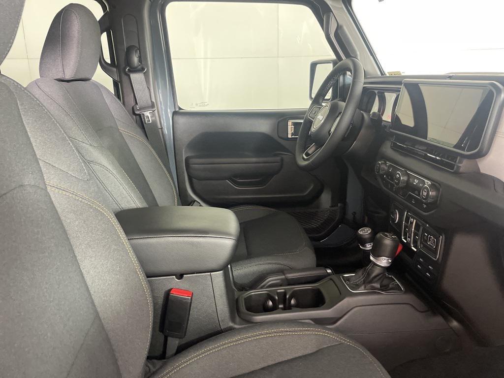 new 2025 Jeep Wrangler car, priced at $43,900