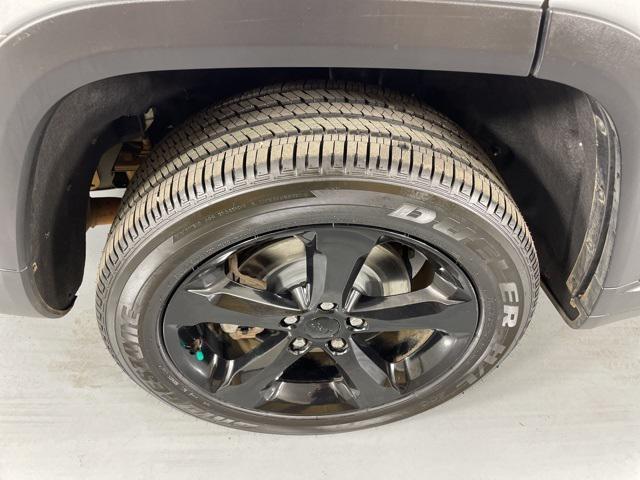 used 2023 Jeep Grand Cherokee L car, priced at $32,000