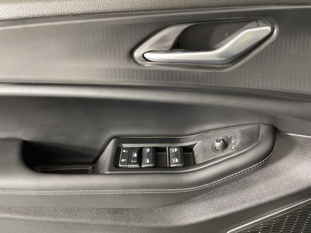 new 2025 Jeep Grand Cherokee car, priced at $33,900