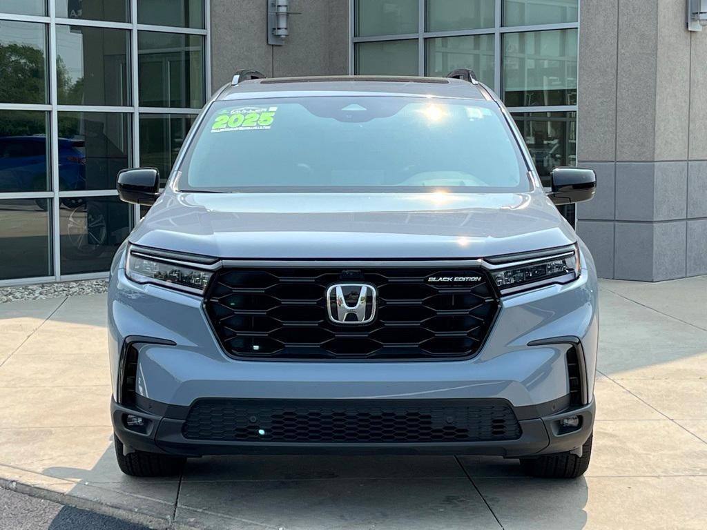 used 2025 Honda Pilot car, priced at $53,114