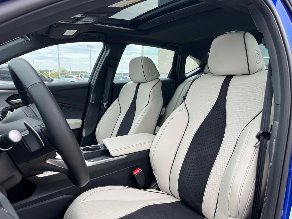 new 2025 Acura TLX car, priced at $52,195
