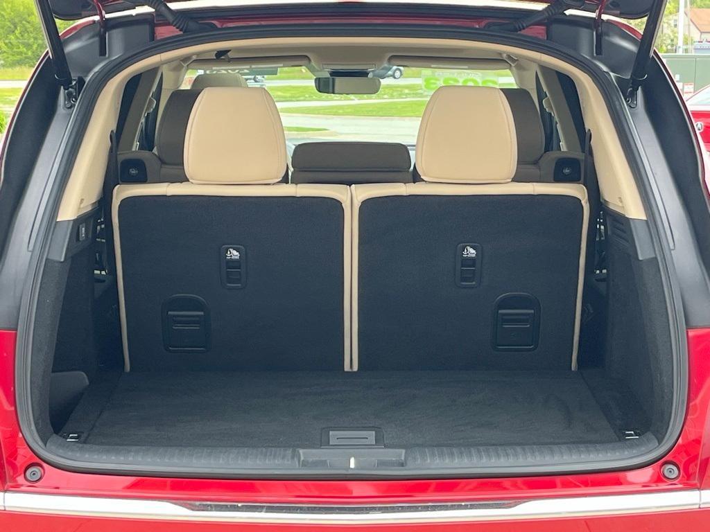 used 2023 Acura MDX car, priced at $37,405