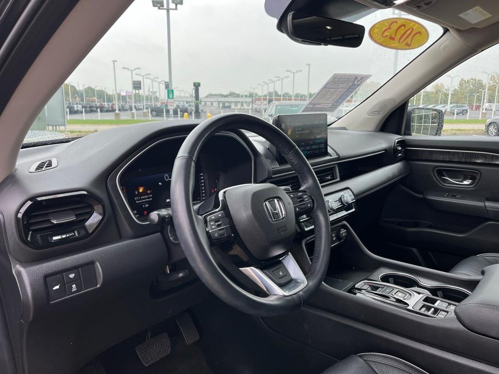 used 2023 Honda Pilot car, priced at $43,920