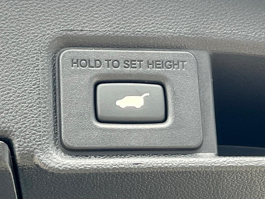 new 2026 Acura RDX car, priced at $56,800