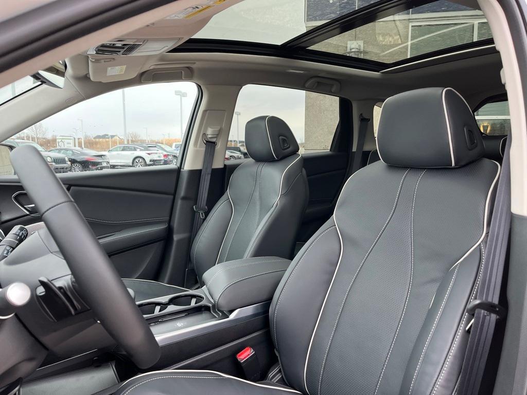 new 2025 Acura RDX car, priced at $54,400