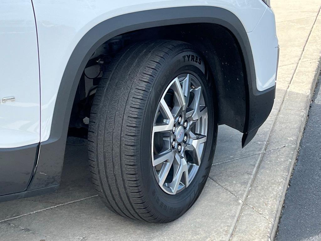 used 2023 GMC Acadia car, priced at $28,913