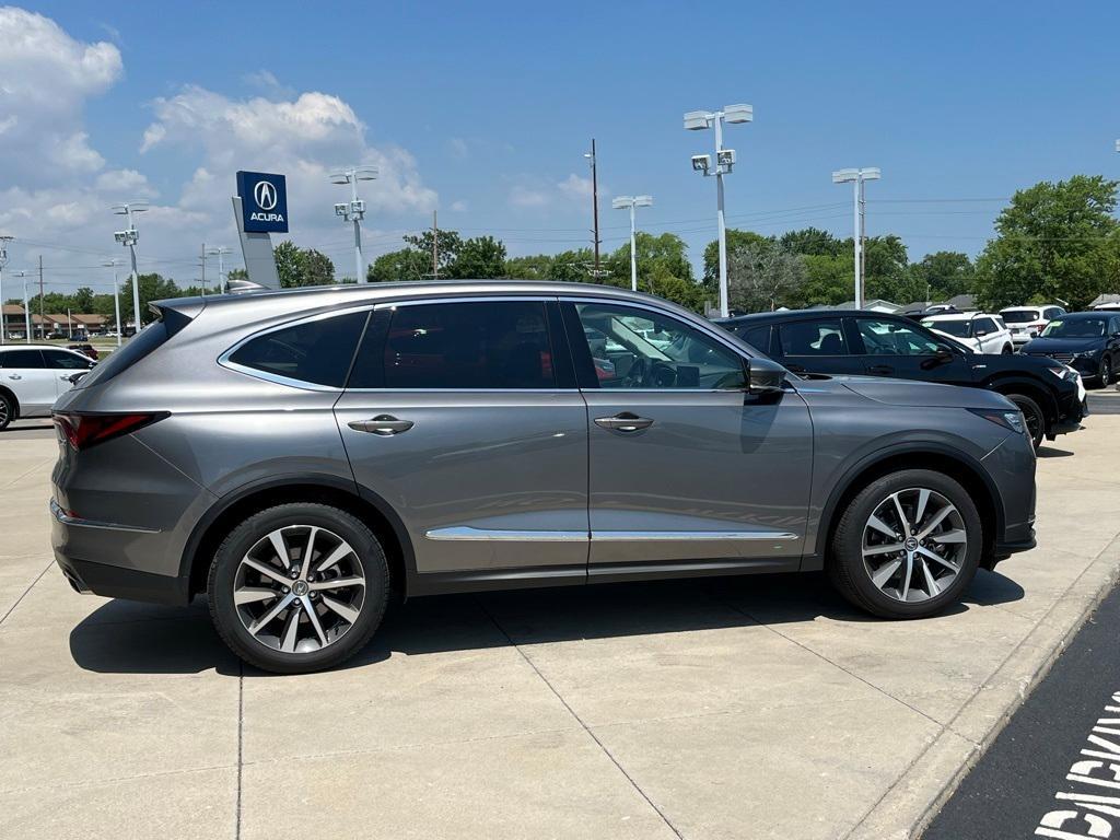 used 2025 Acura MDX car, priced at $51,433