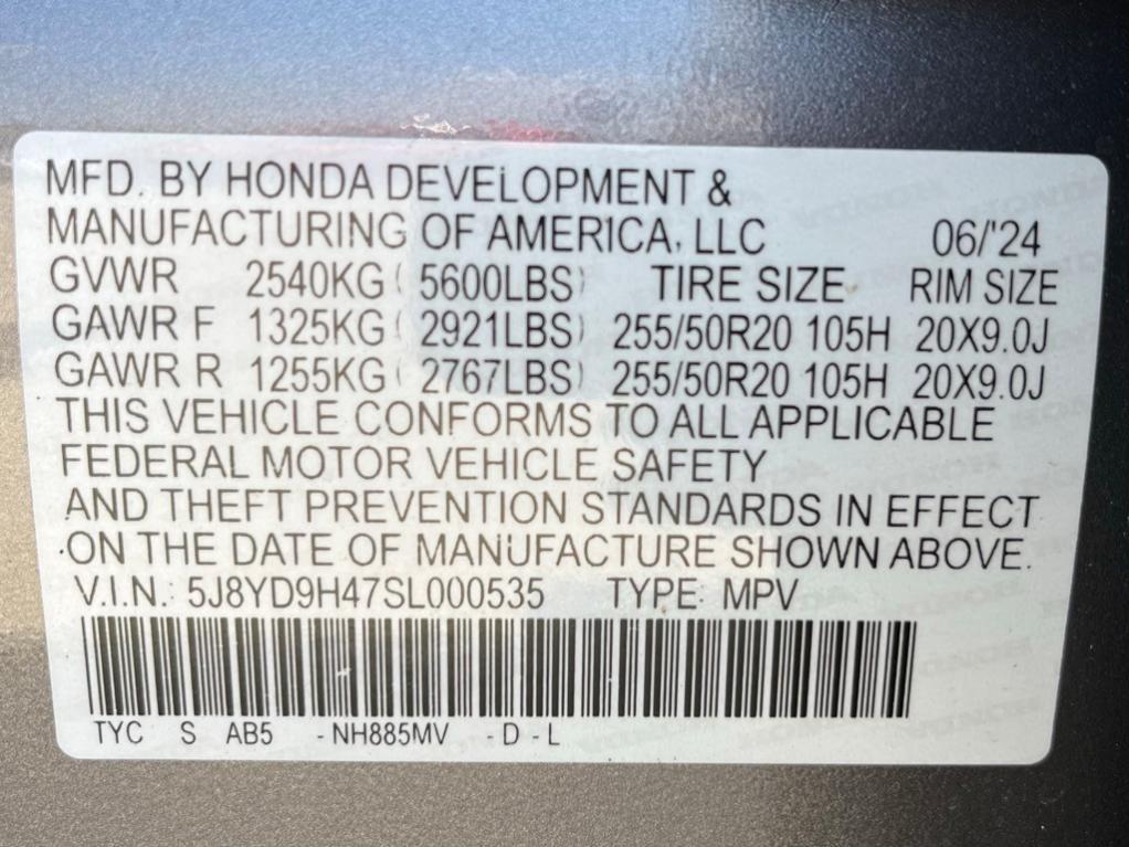 used 2025 Acura MDX car, priced at $51,433