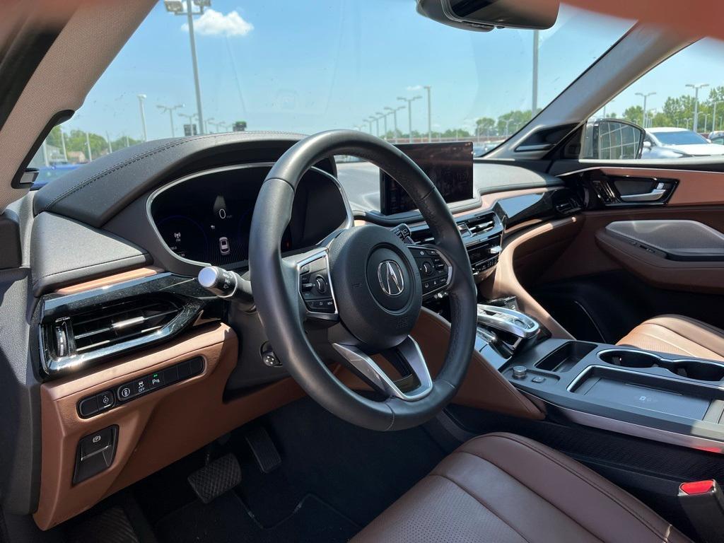 used 2025 Acura MDX car, priced at $51,433