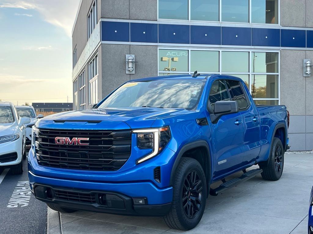 used 2023 GMC Sierra 1500 car, priced at $38,201