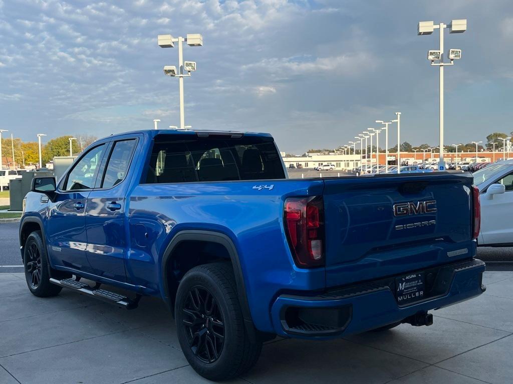 used 2023 GMC Sierra 1500 car, priced at $38,201