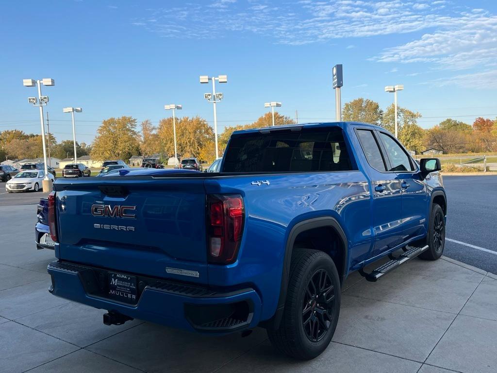 used 2023 GMC Sierra 1500 car, priced at $38,201