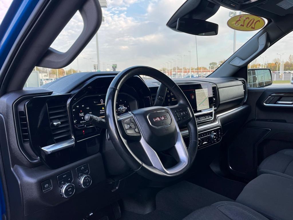 used 2023 GMC Sierra 1500 car, priced at $38,201